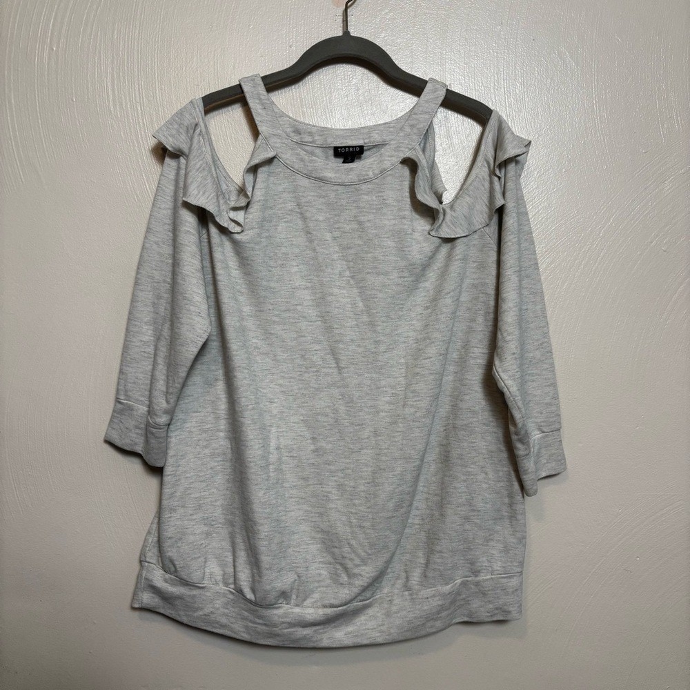 Torrid Women's Shirt Sweatshirt Cold Shoulder Ruffle Heather Beige Gray Size 2